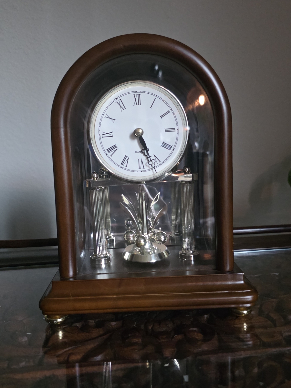Spinning Mantel Clock